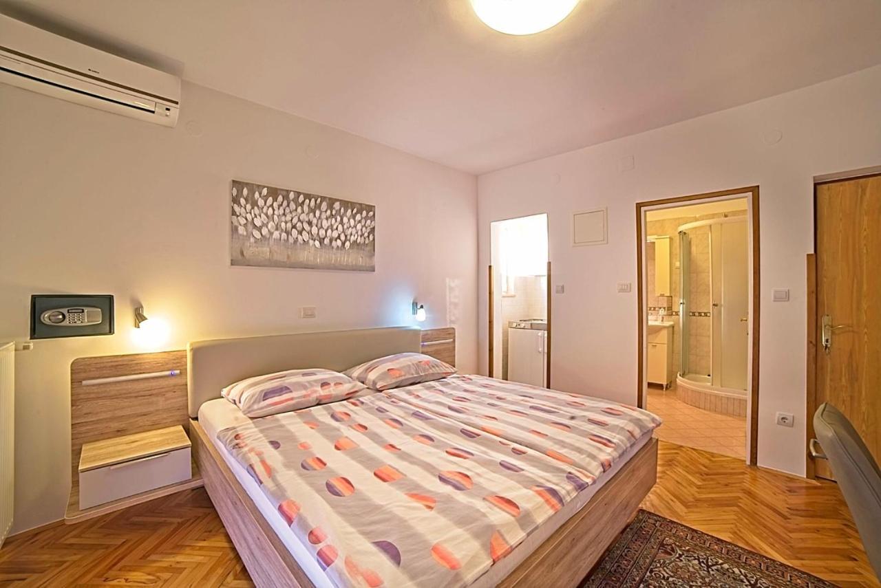 Studio Apartments Peric Rab Kampor Екстер'єр фото